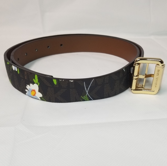 Michael Kors Women’s Twist Reversible Belt MK Logo Flower/Brown, Size Medium - Picture 7 of 10